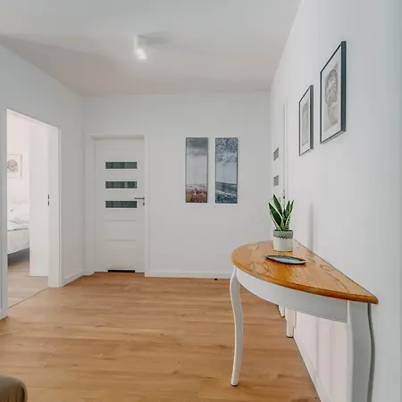 Nadmorskie Tarasy Wave Surfingbird * 科沃布热格