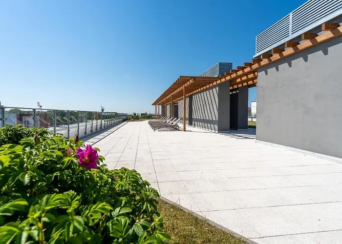 Nadmorskie Tarasy Wave Surfingbird *